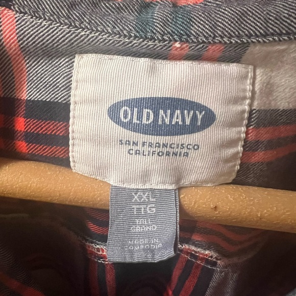 Old Navy Women’s Plaid Shirt - Red and Blue - Picture 2 of 3